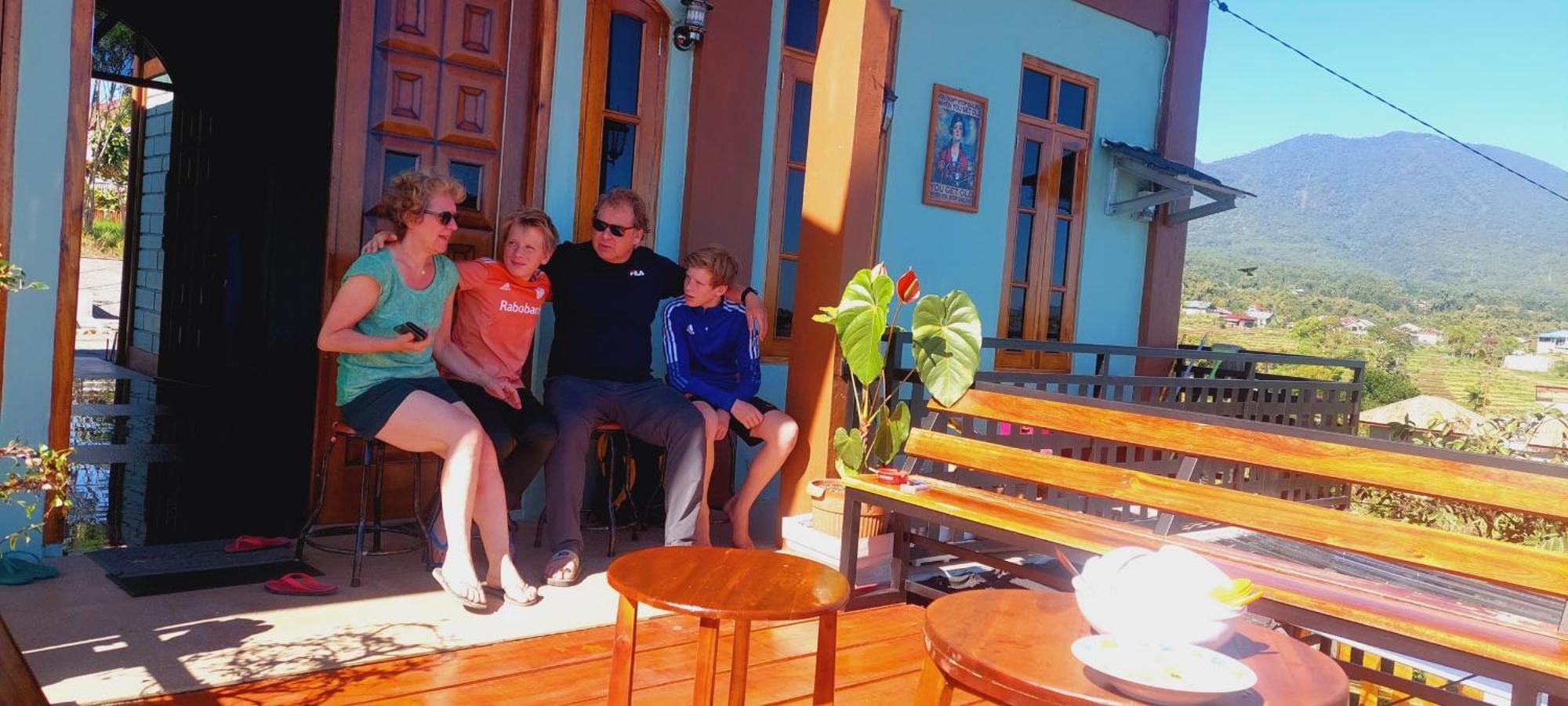 רוטנג Kopa Hilltop - Family Guest Home מראה חיצוני תמונה