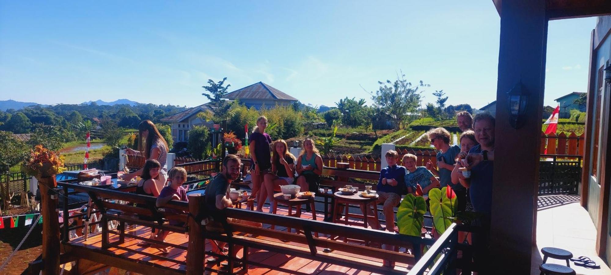 רוטנג Kopa Hilltop - Family Guest Home מראה חיצוני תמונה